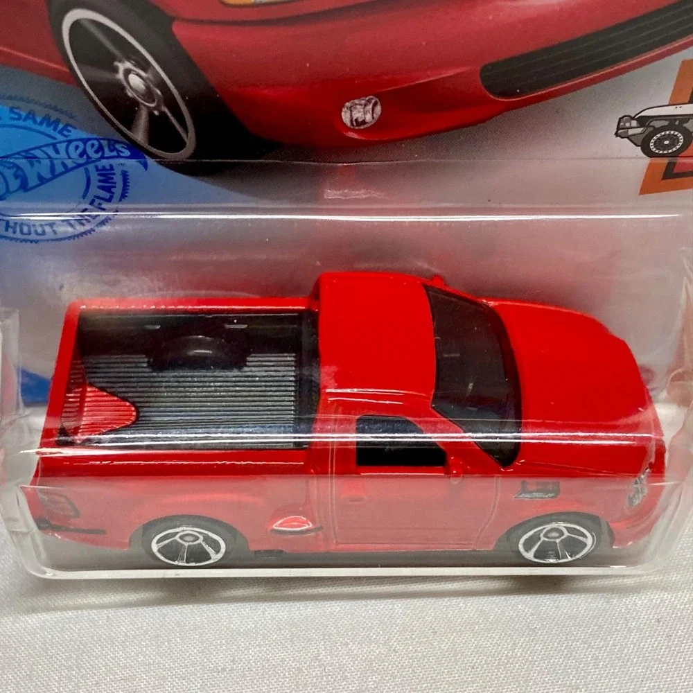 Hot Wheels '99 Ford F-150 SVT Lightning 237/250 HW Hot Trucks 9/10 Red 2020-2021